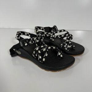 Chaco Black & White Patterned Z/Cloud Sandals